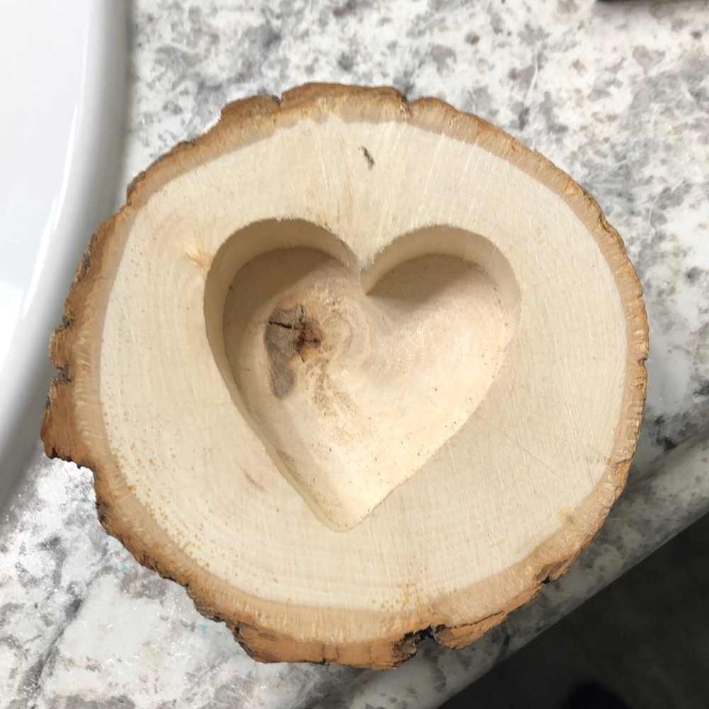 Ring holder (wedding)